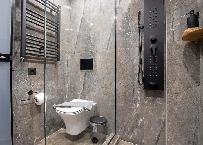 Melina's - Urban Luxury 2-bath With 2 Balconies - Heart Of Chania Appartement *