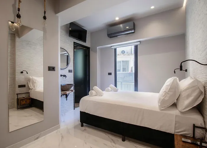 Appartement Melina's - Urban Luxury 2-bath With 2 Balconies - Heart Of Chania