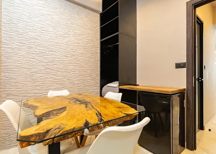 Melina's - Urban Luxury 2-bath With 2 Balconies - Heart Of Chania Appartement *