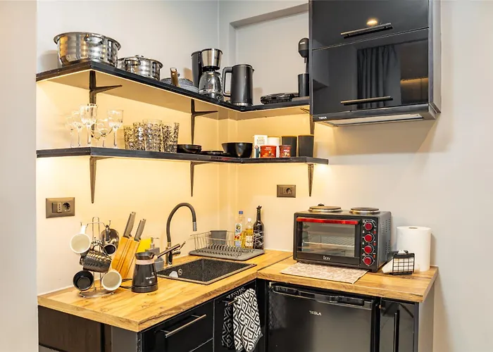 Melina's - Urban Luxury 2-bath With 2 Balconies - Heart Of Chania Appartement