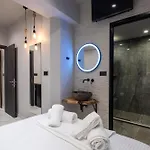 Melina's - Urban Luxury 2-bath With 2 Balconies - Heart Of Chania 公寓