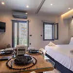 Melina's - Urban Luxury 2-bath With 2 Balconies - Heart Of Chania 干尼亞