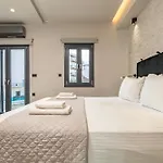 Melina's - Urban Luxury 2-bath With 2 Balconies - Heart Of Chania 公寓 *