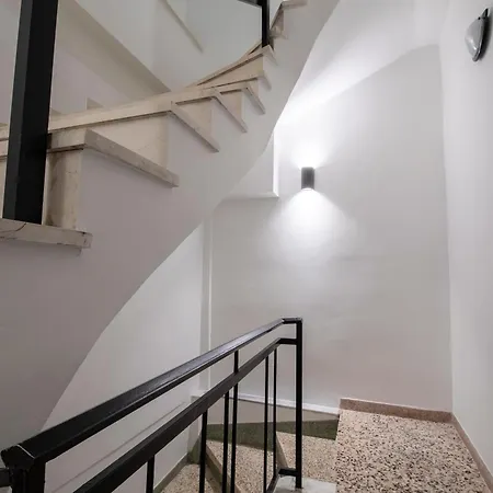 Melina's - Urban Luxury 2br 2bath 2balcony - Heart Of Chania, Private Parking Available 800m Apartment Chania (Crete)