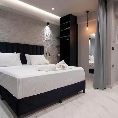 Apartment Melina's - Urban Luxury 2br 2bath 2balcony - Heart Of Chania, Private Parking Available 800m