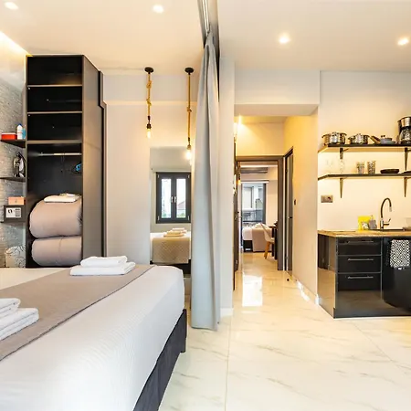 Melina's - Urban Luxury 2br 2bath 2balcony - Heart Of Chania, Private Parking Available 800m Apartment