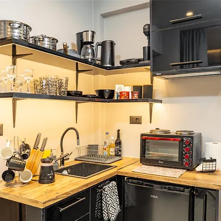 Melina's - Urban Luxury In Chania Center With Two Baths Apartment