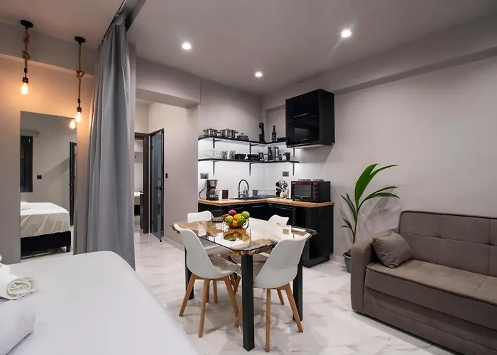 Melina's - Urban Luxury 2-bath With 2 Balconies - Heart Of Chania * Ханья