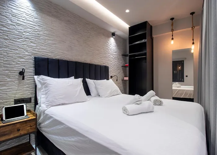 Melina's - Urban Luxury 2-bath With 2 Balconies - Heart Of Chania Διαμέρισμα