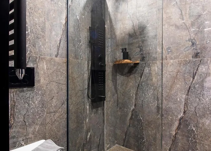 Melina's - Urban Luxury 2-bath With 2 Balconies - Heart Of Chania Апартаменты