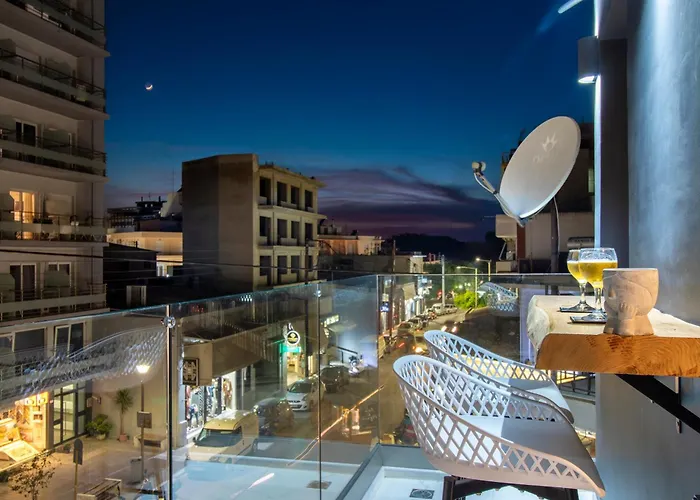 Melina's - Urban Luxury 2-bath With 2 Balconies - Heart Of Chania Apartamento La Canea