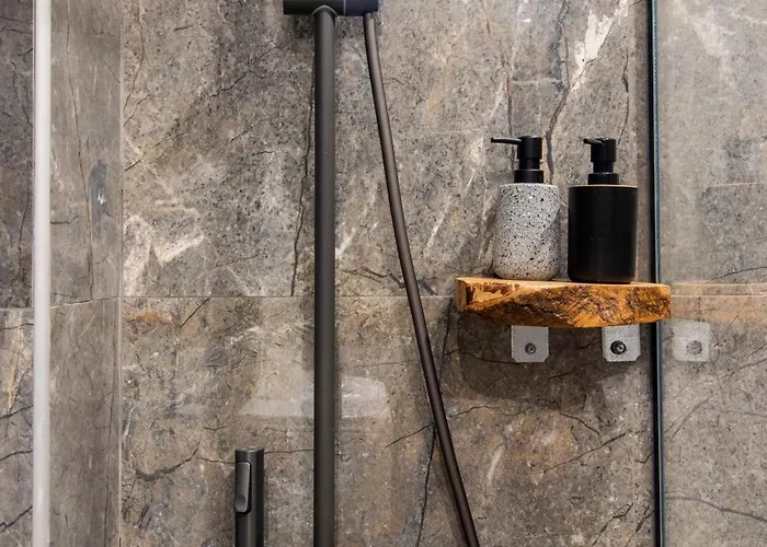 Melina's - Urban Luxury 2-bath With 2 Balconies - Heart Of Chania Апартаменты